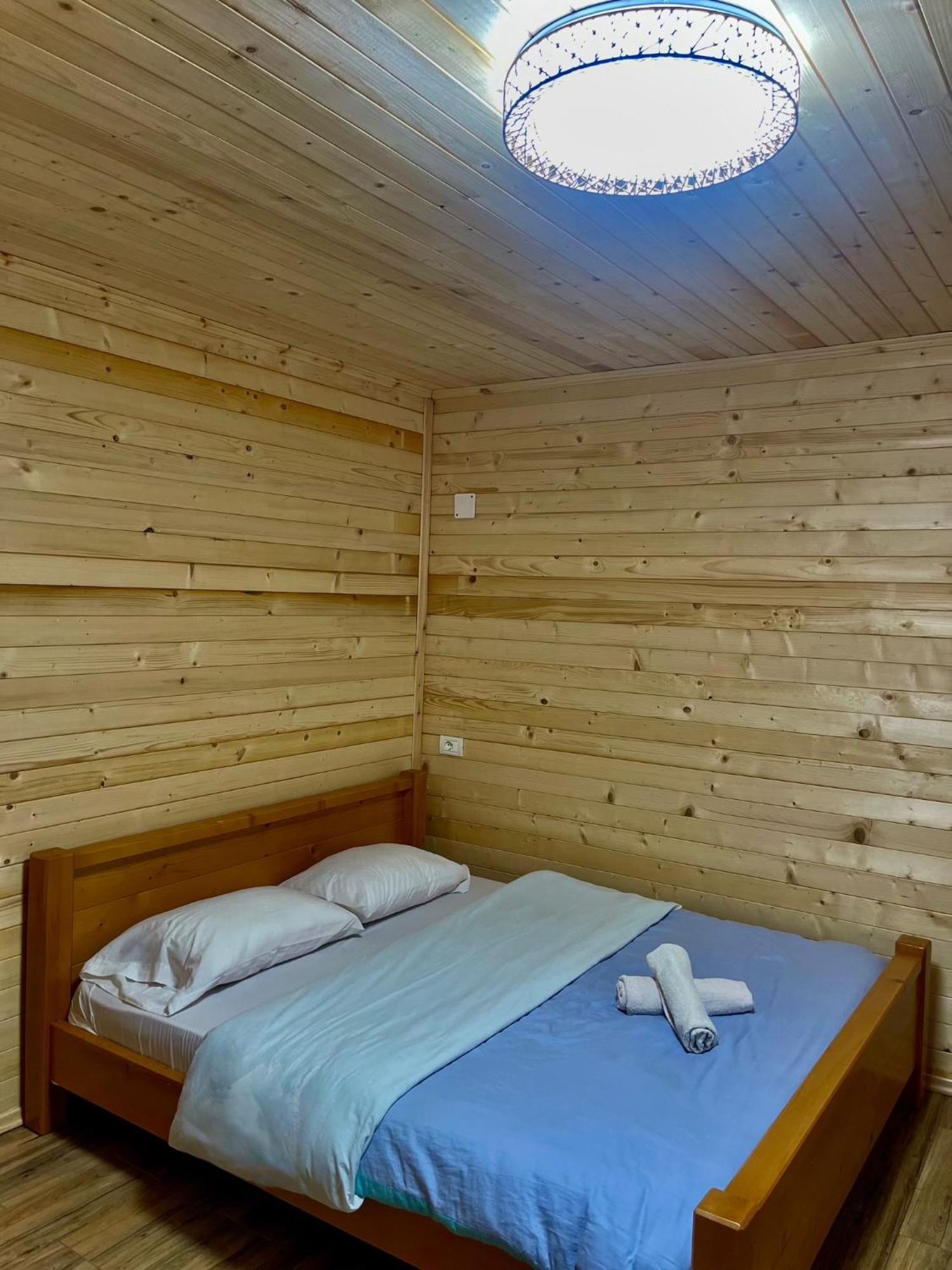 Lazer Cardaku Guesthouse Valbona Exteriör bild
